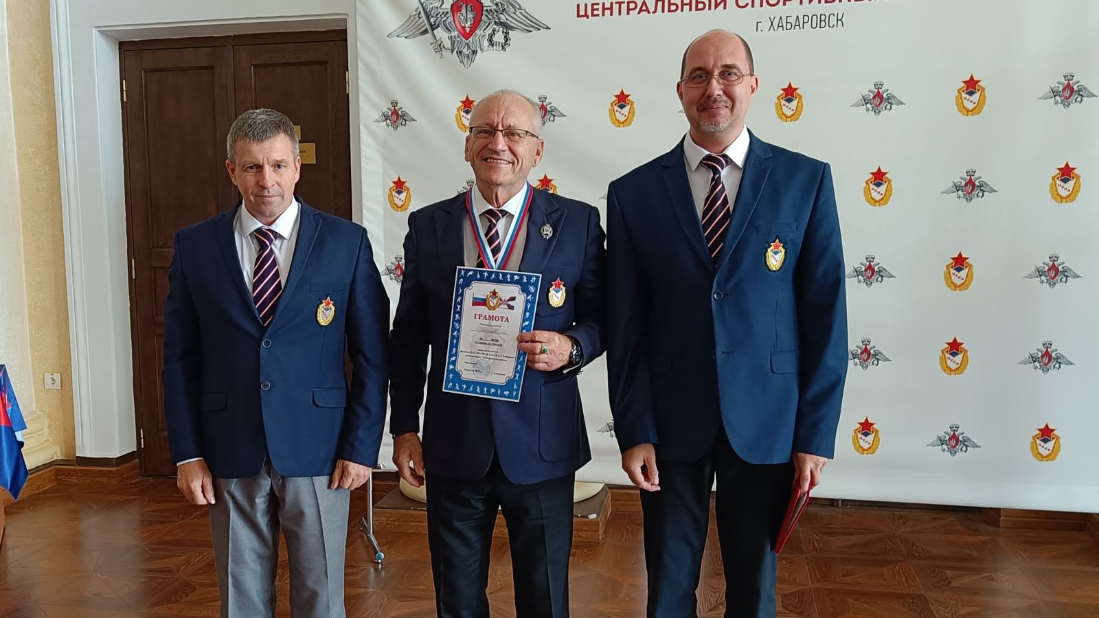 В Хабаровском филиале ЦСКА организовали соревнования в честь Дня физкультурника