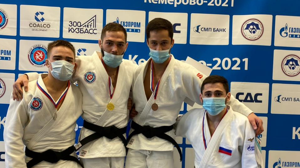 Рядовой спортивной роты ЦСКА г. Санкт-Петербург завоевал серебряную медаль чемпионата Сибирского Федерального округа по дзюдо