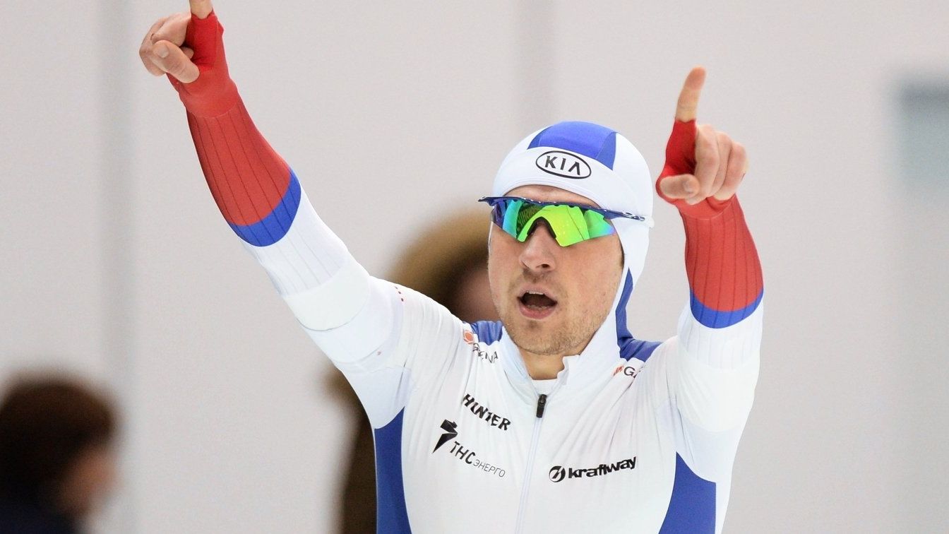 Армеец Денис Юсков выиграл забег 1500 метров на ЧЕ-2017 по классическому многоборью