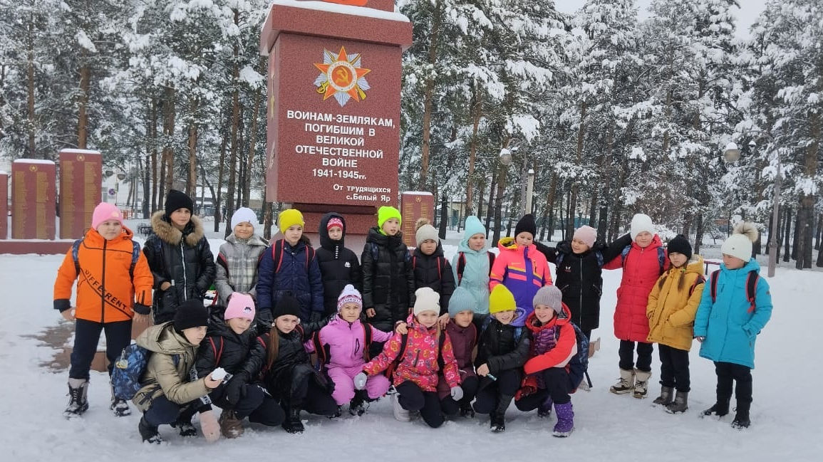 Воспитанники СШ (ОРК «ЦСКА-Хакасия») самарского филиала ЦСКА посмотрели документальный фильм о Великой Отечественной войне