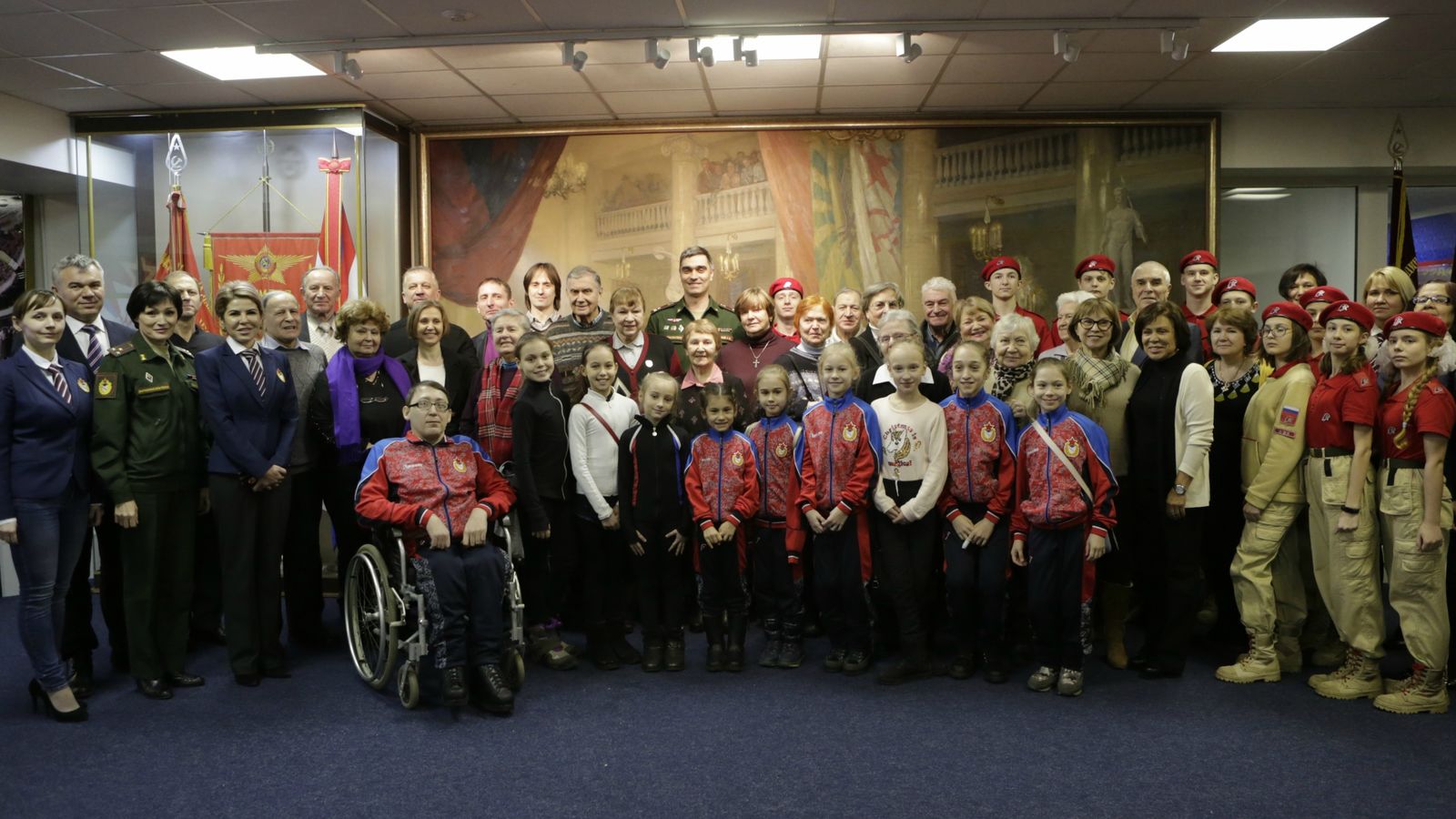 В Музее ЦСКА состоялась встреча юных фигуристов с семьей Станислава Жука