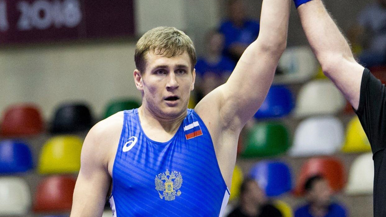 Армейский борец-классик Александр Головин – бронзовый призер чемпионата Европы