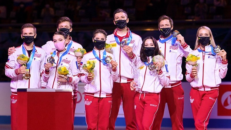 Фигуристы ЦСКА Елизавета Туктамышева и Михаил Коляда - победители командного чемпионата мира в составе сборной России