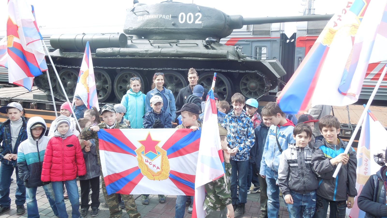 Новосибирские армейцы встретили поезд «Армия Победы»