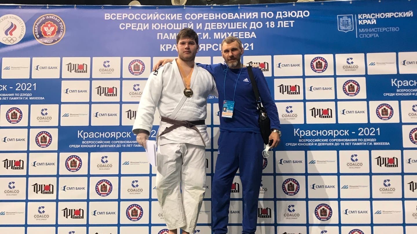 На Всероссийском турнире дзюдоист СШ (К) ЦСФПиВ (г. Иркутск) филиала ЦСКА/Хабаровск Владислав Дорофеев завоевал «золото»