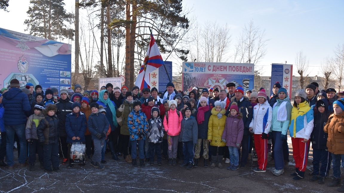 На базе ЦСКА в Чите три тысячи человек прошагали по «Маршруту здоровья»