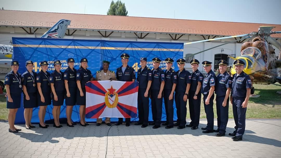 Сборная Вооруженных Сил Российской Федерации по парашютному спорту завоевала 10 наград на чемпионате мира CISM