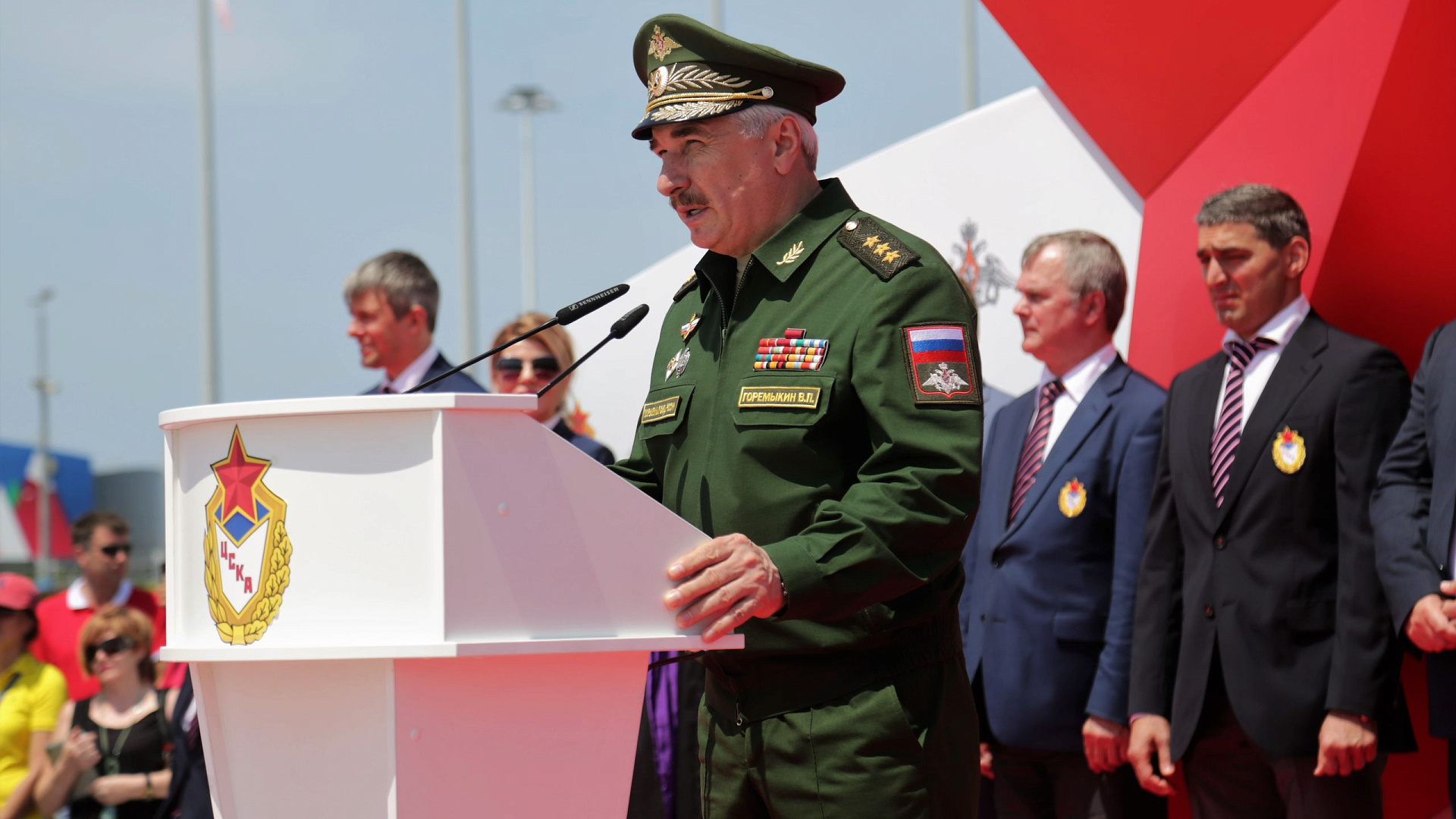 С Днем рождения, Виктор Горемыкин! 