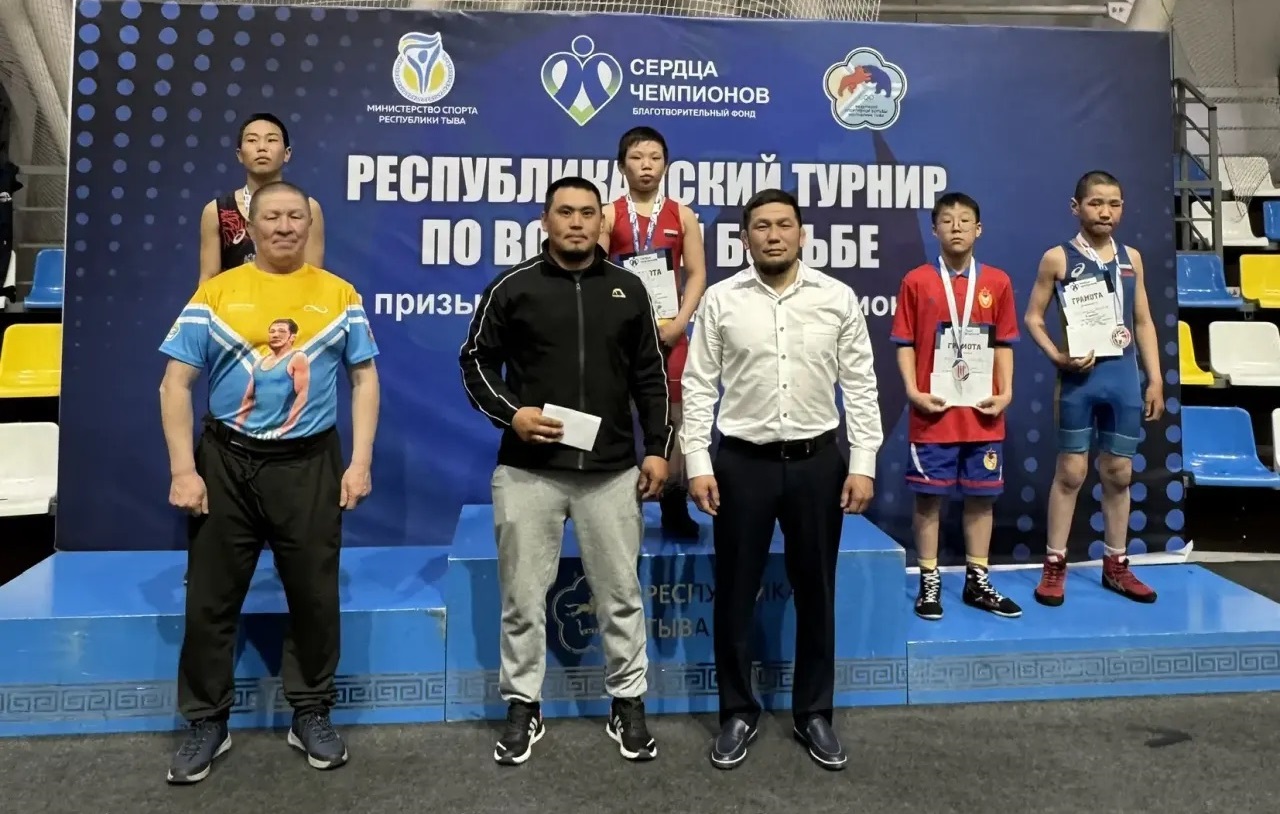 Борец спортивной школы «ЦСКА-Тыва» стал бронзовым призёром республиканского турнира