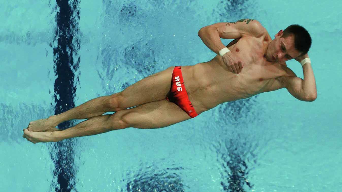 Армеец Никита Шлейхер — чемпион России по прыжкам в воду в миксте
