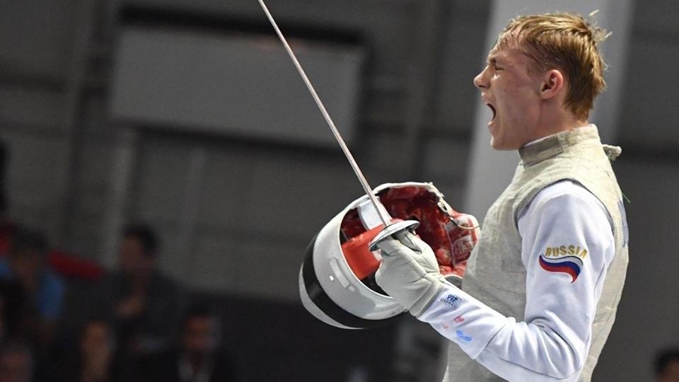 Армейский рапирист Кирилл Бородачев завоевал «золото» на чемпионате Европы