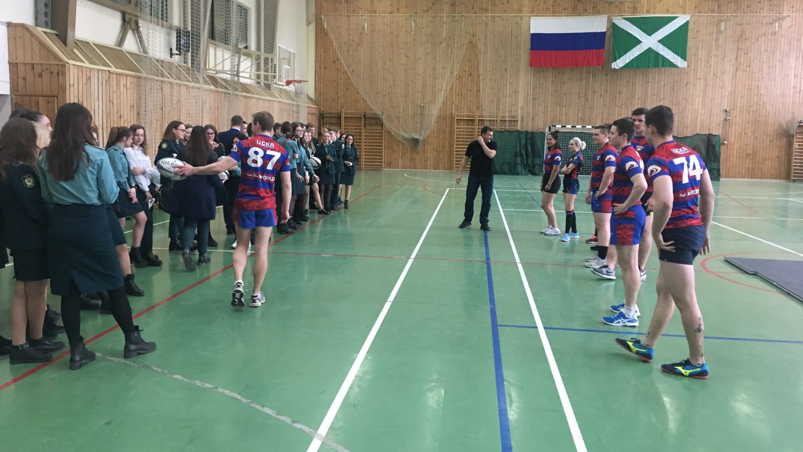 Регбисты ЦСКА провели презентацию вида спорта в Российской Таможенной Академии