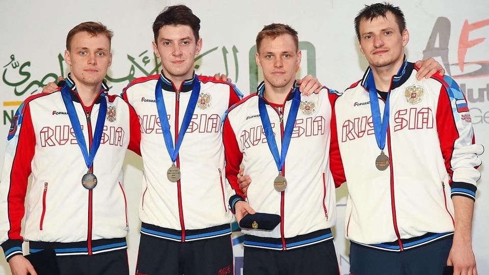 Рапиристы ЦСКА завоевали «серебро» в командном турнире на этапе Кубка мира в Каире