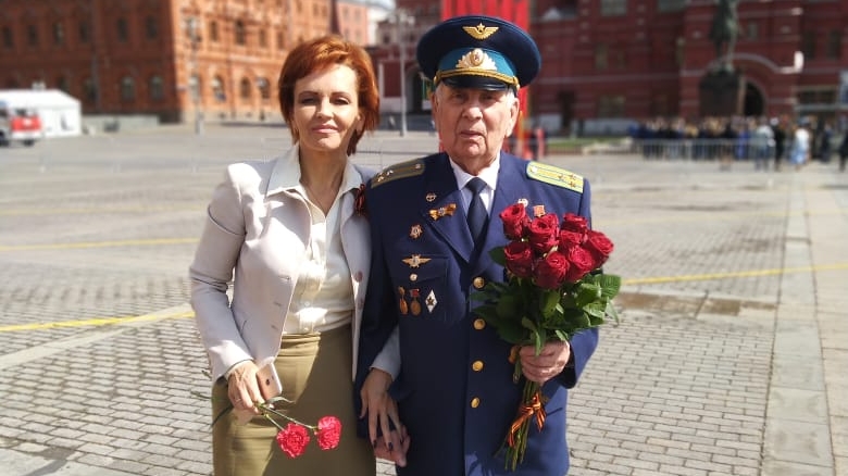 С Днем рождения Елена Николаевна Коротич!