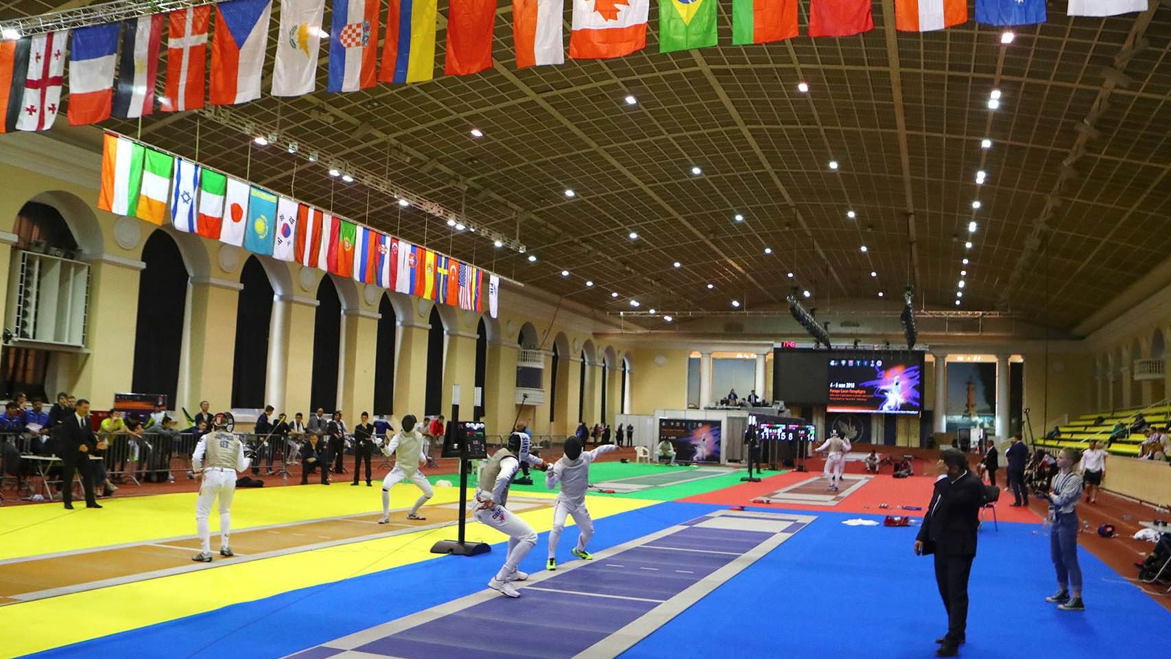 Армейские рапиристы в составе команды стали четвёртыми на этапе Кубка мира по фехтованию в Санкт-Петербурге