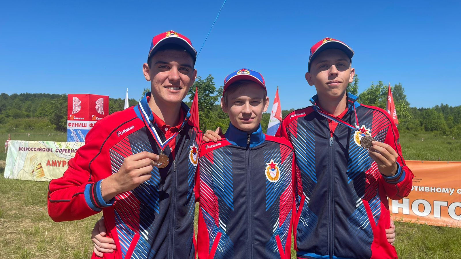 На Всероссийских соревнованиях ориентировщик СШ (ОРК) филиала ЦСКА/Хабаровск Николай Старов завоевал «бронзу» выполнив норматив Мастера спорта России