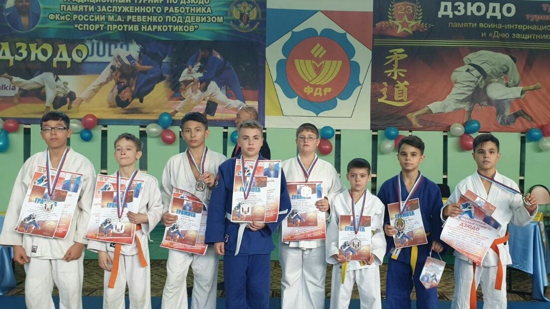 14 медалей завоевали дзюдоисты СШ (ОРК) СЦ (г. Чита) филиала ЦСКА/Хабаровск на региональном турнире памяти М.А. Ревенко