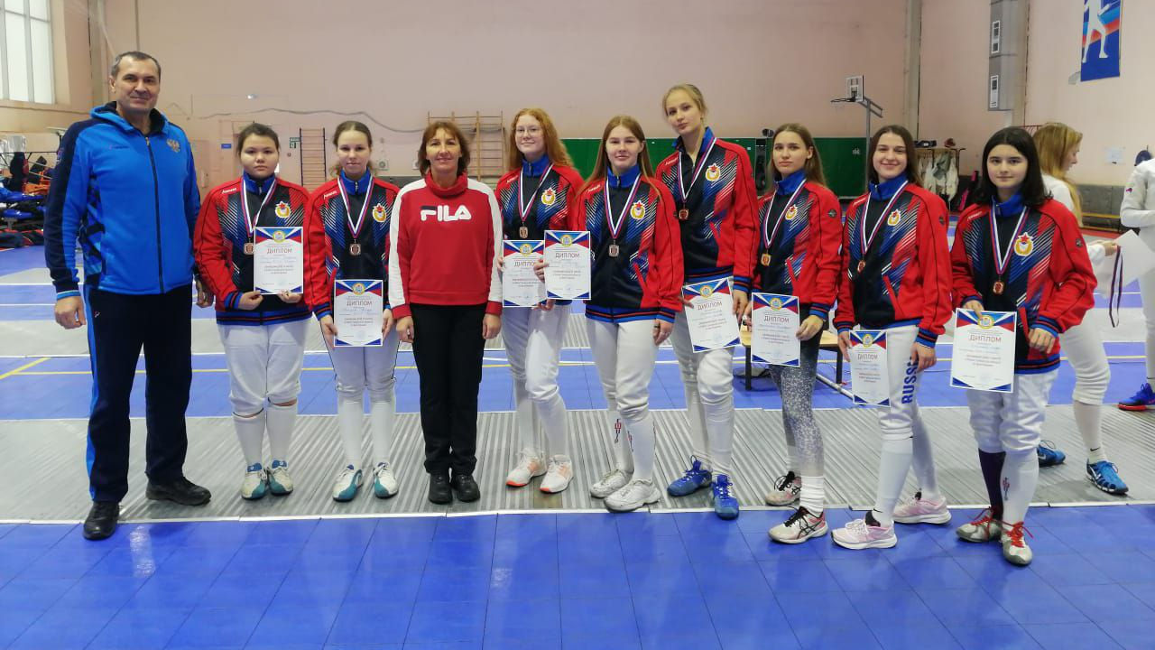 Два командных «золота» командная «бронза» и бронзовая медаль в личном зачёте на счету воспитанников самарской спортшколы ЦСКА в Кубке Самарской области по фехтованию