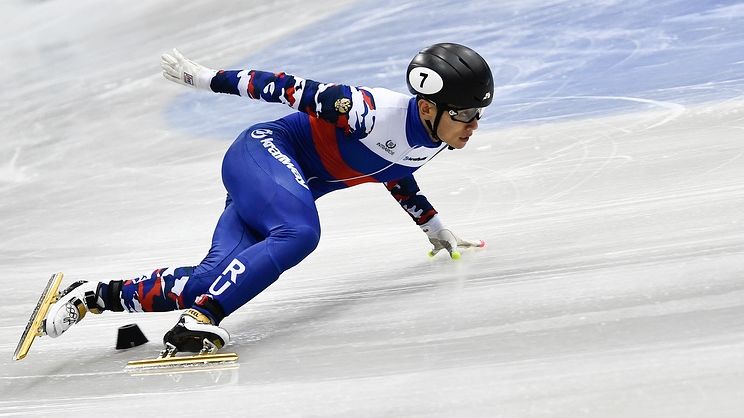 Виктор Ан - чемпион России по шорт-треку на дистанции 500 м