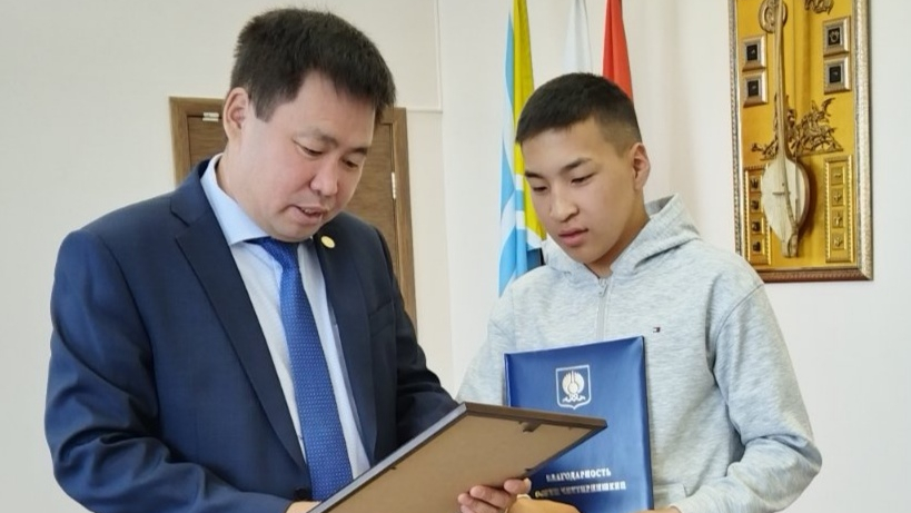 Не прошел мимо. Воспитанник спортшколы г. Кызыл ЦСКА/Самара помог полиции задержать преступника с ножом