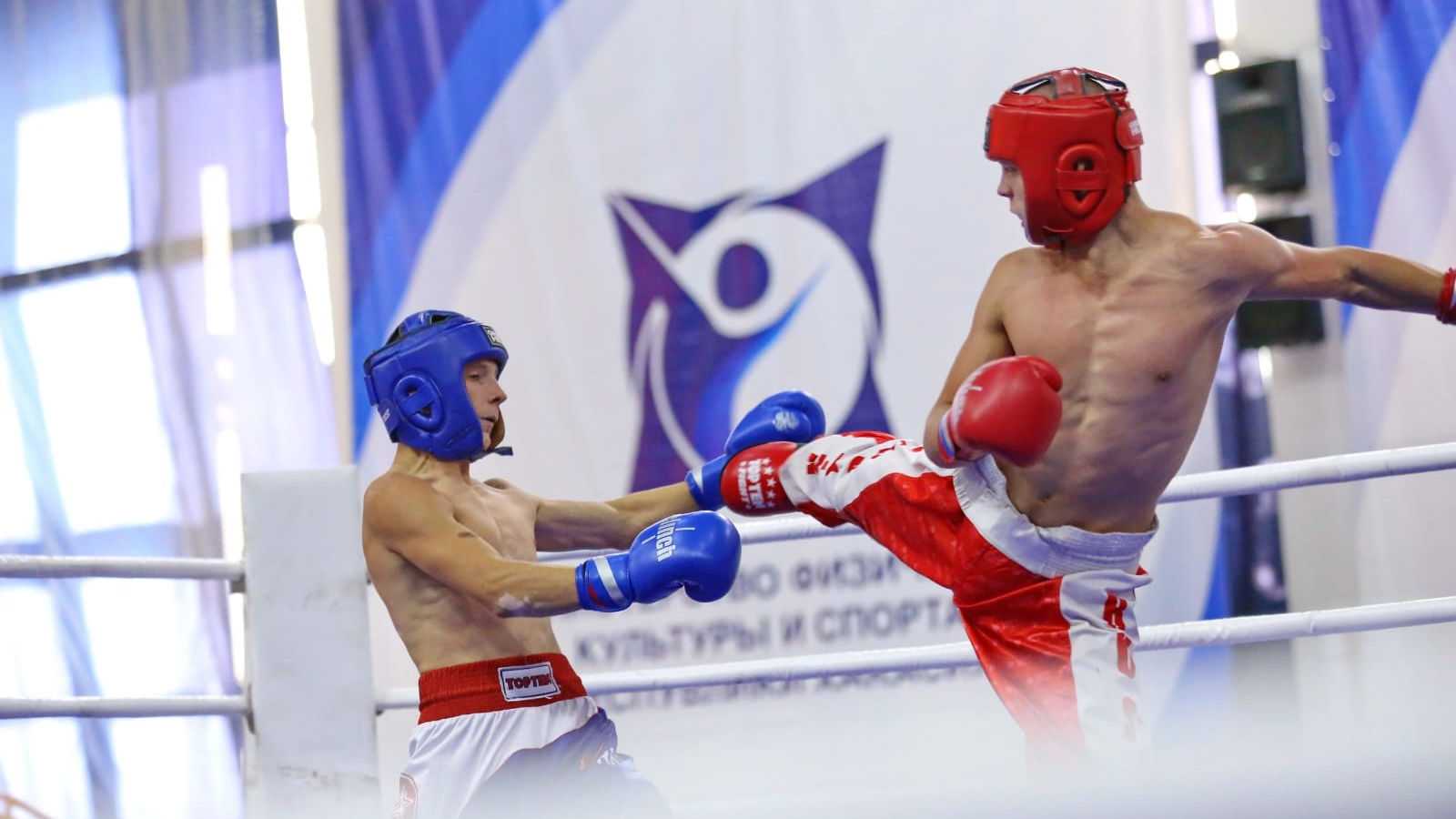 Блестящее выступление воспитанников спортшколы г. Абакан ЦСКА/Самара на Всероссийских соревнованиях по кикбоксингу принесло 18 медалей