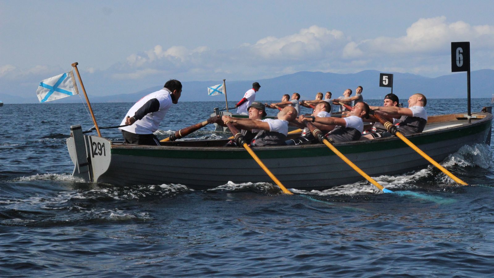 На водно-спортивной станции СЦМиФП (г. Владивосток) филиала ЦСКА/Хабаровск наградили лидеров чемпионата ВС РФ по гребно-парусным видам спорта