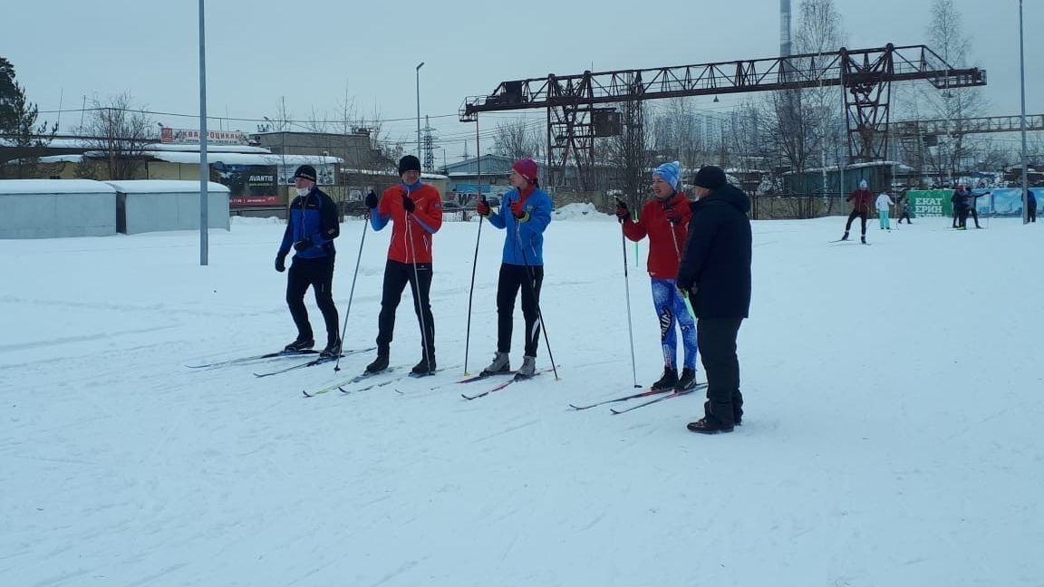Инструкторы по спорту СЦ г. Екатеринбург ЦСКА/Самара приняли участие в лыжной гонке «Лыжня России-2021» и легкоатлетическом зимнем марафоне им. В.А. Дутова