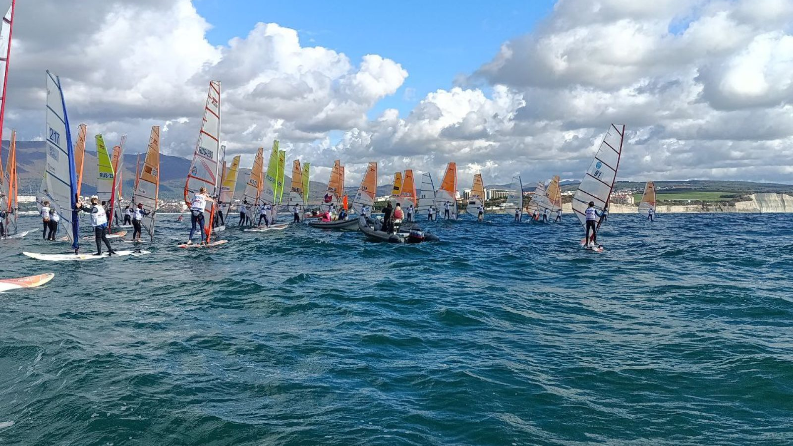 Золото и серебро 34-й международной Геленджикской регаты завоевали воспитанники спортшколы ЦСКА Севастополь