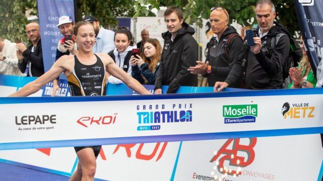 Спортсменки ЦСКА Валентина Рясова и Диана Исакова завоевали награды на Гран-при Франции по триатлону