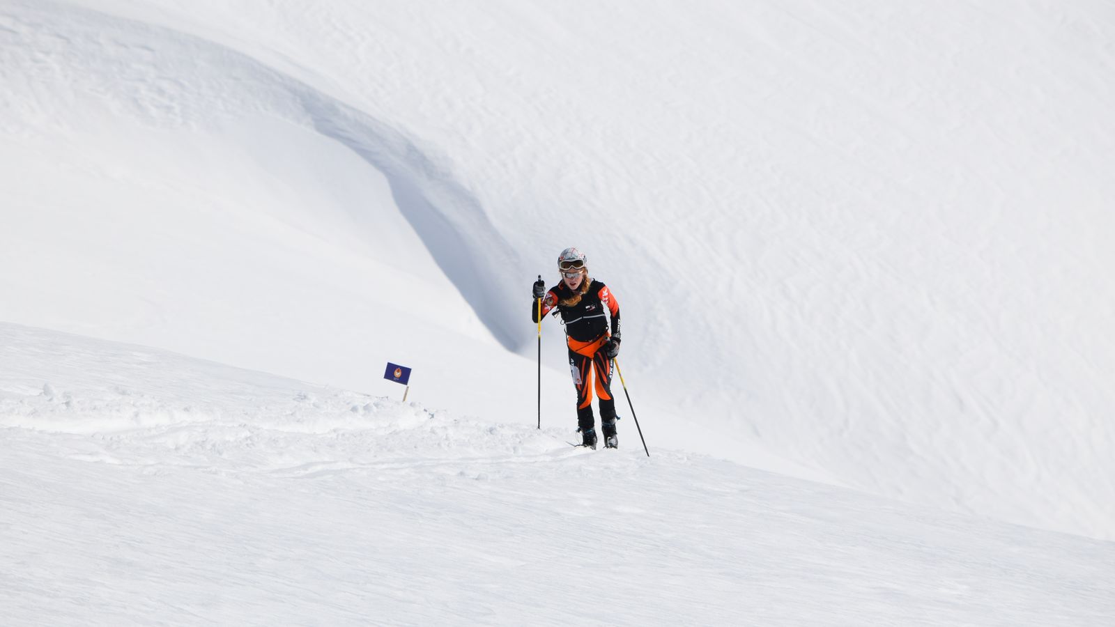 Ски-альпинисты ЦСКА Евгений Макаров и Надежда Королятина выиграли второй этап Кубка Победы