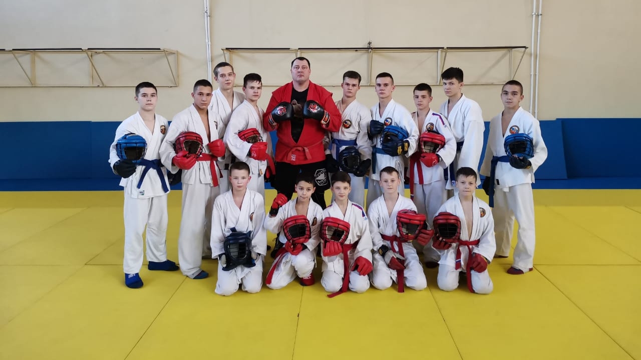 Мастер-класс спортсменов ЦСКА в казанском СВУ