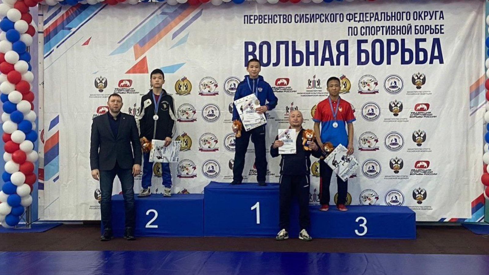 Борцы спортивных школ ЦСКА завоевали бронзу первенства СФО