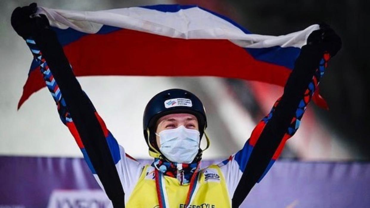 Рядовой спортивной роты ЦСКА г. Севастополь Максим Буров победитель московского этапа Кубка мира 2021 по фристайлу