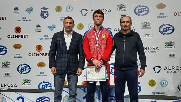 Воспитанник ЦСКА (г. Ростов-на-Дону) Виктор Еритенко – бронзовый призёр Первенства России по греко-римской борьбе