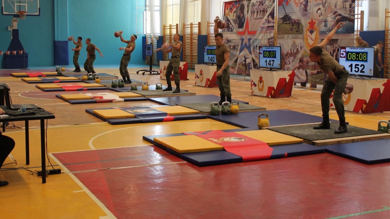 ЦСКА/Самара провел чемпионат Вооружённых Сил РФ по гиревому рывку имени Пикалова