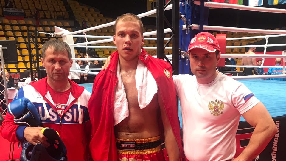 Армейский спортсмен Кирилл Антонов завоевал «серебро» чемпионата Европы по кикбоксингу