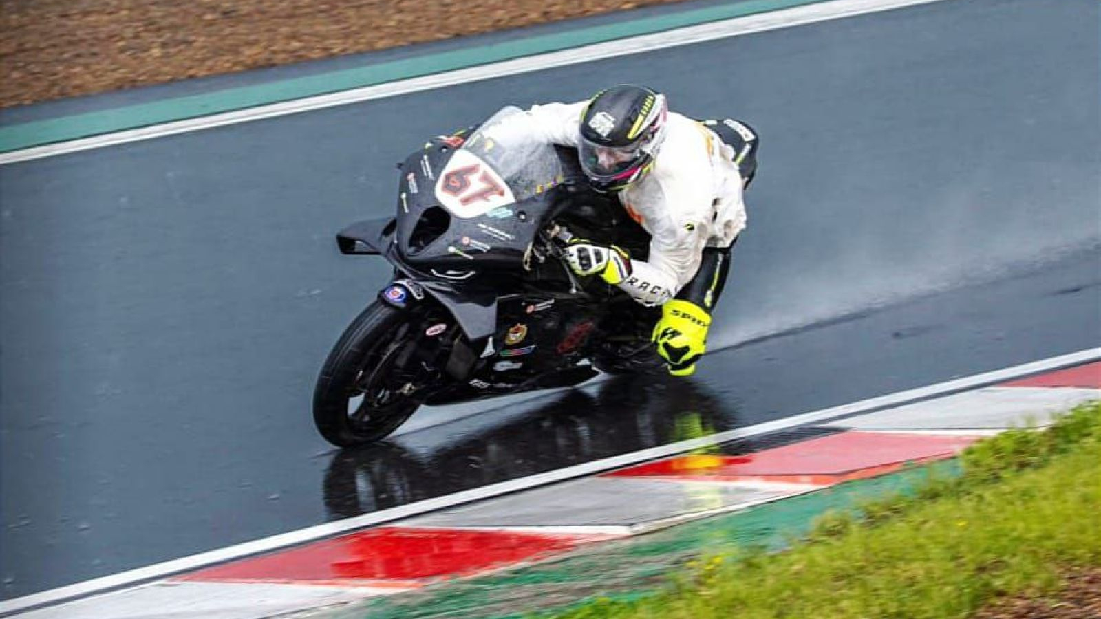 АРМЕЙСКИЙ ГОНЩИК ЗАВОЕВАЛ СЕРЕБРО НА ЧЕМПИОНАТЕ РОССИИ