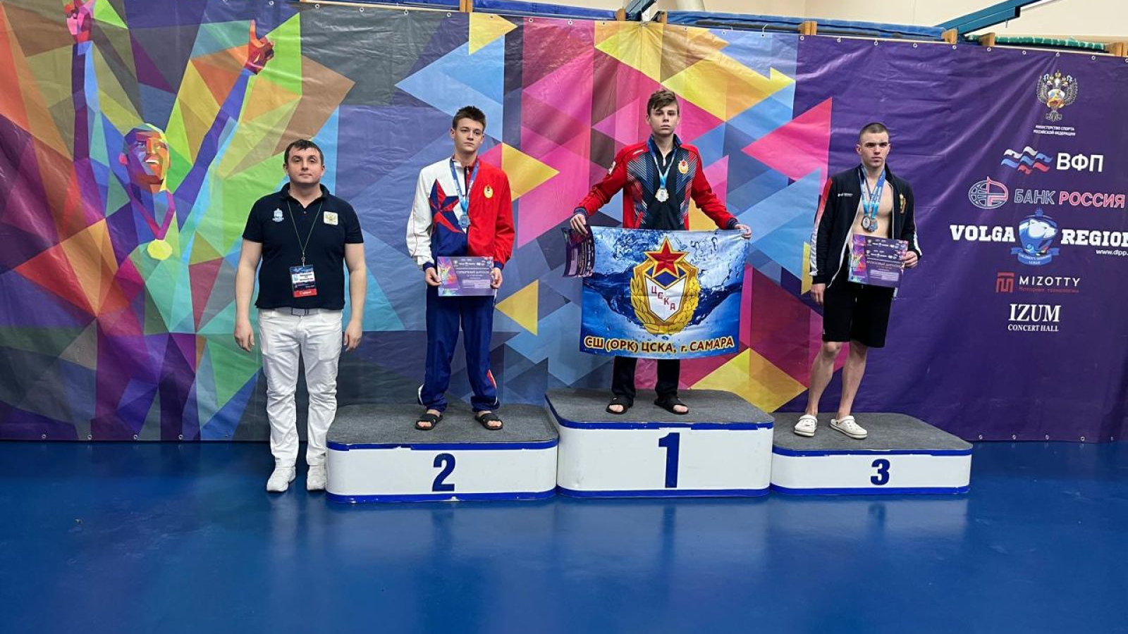 ОБУЧАЮЩИЕСЯ САМАРСКОЙ СПОРТИВНОЙ ШКОЛЫ ЦСКА ЗАВОЕВАЛИ ЗОЛОТО СЕРЕБРО И БРОНЗУ ВСЕРОССИЙСКИХ СОРЕВНОВАНИЙ ПО ПЛАВАНИЮ «ДЕТСКАЯ ЛИГА ПЛАВАНИЯ «ПОВОЛЖЬЕ»