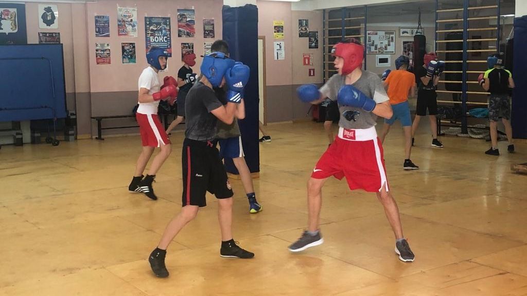 Тренер СШ (ОРК) филиала ЦСКА/Хабаровск по боксу Олег Агранат: «Нарабатываем технико-тактическое мастерство»