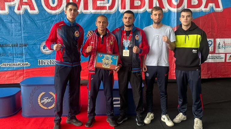 На Всероссийских соревнованиях памяти В.Омелькова боксер СШ (ОРК) филиала ЦСКА/Хабаровск Фарид Садыгов завоевал «бронзу»