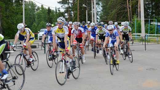 Армеец Антон Самохвалов выиграл Всероссийские соревнования по велоспорту на шоссе