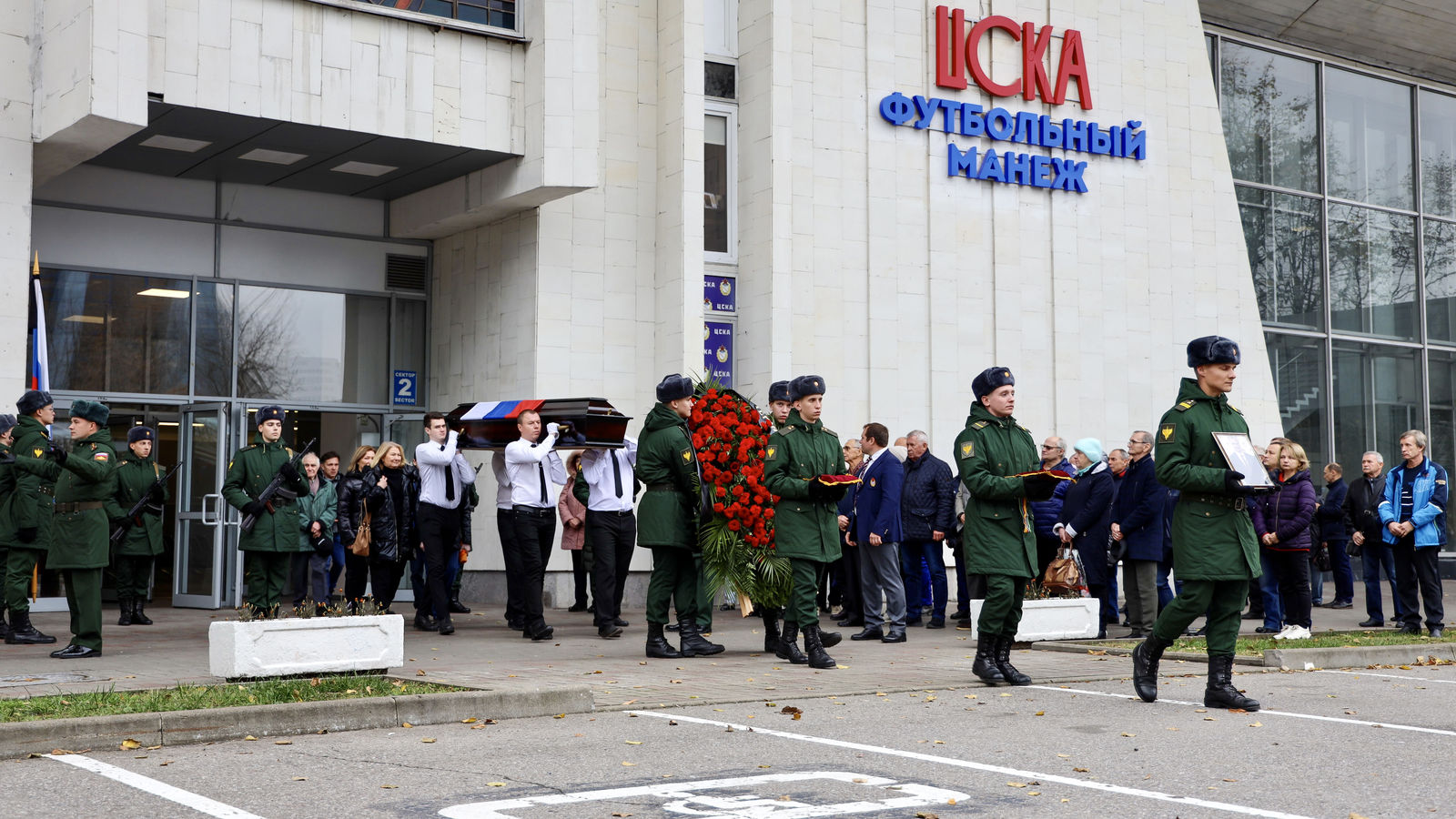 В ЦСКА простились с олимпийским чемпионом по спортивной гимнастике Владимиром Маркеловым
