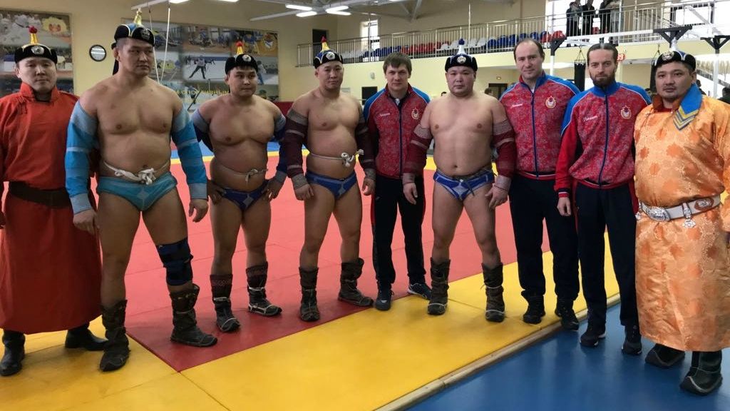 Тренеры ЦСКА по единоборствам провели мастер-классы для кадетов Кызылского ПКУ