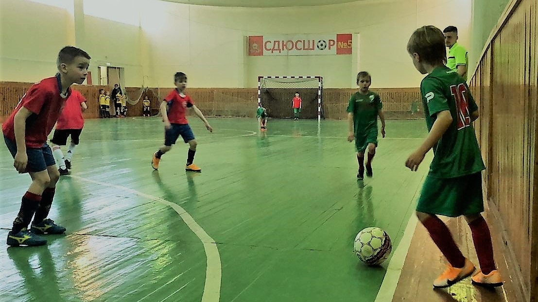 Воспитанники спортивно-оздоровительных групп СШ (ОРК) смоленского филиала ЦСКА принимают участие в открытом Первенстве города Смоленска по мини-футболу