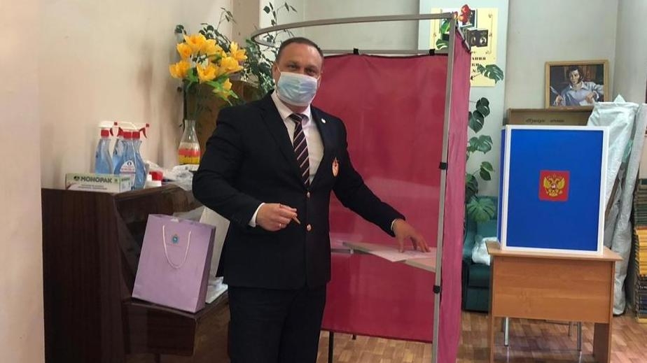 Досрочно и 1 июля армейцы ЦСКА/Самара приняли участие в голосовании по поправкам в главный закон страны