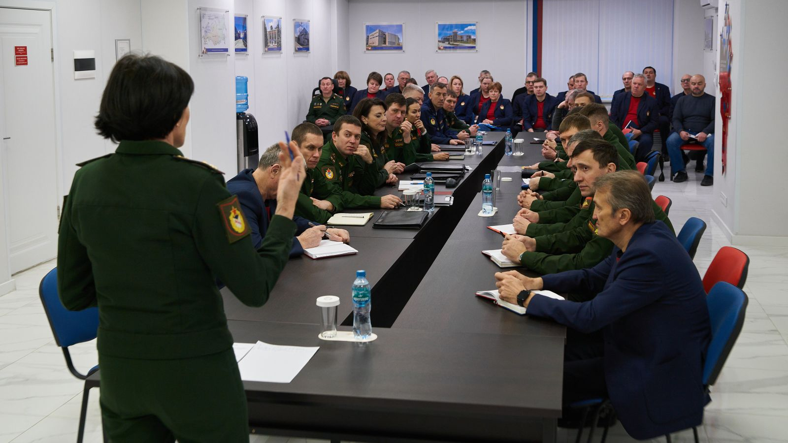 ПРОВЕЛИ ВОЕННО-ПОЛИТИЧЕСКОЕ ИНФОРМИРОВАНИЕ СОТРУДНИКОВ КЛУБА