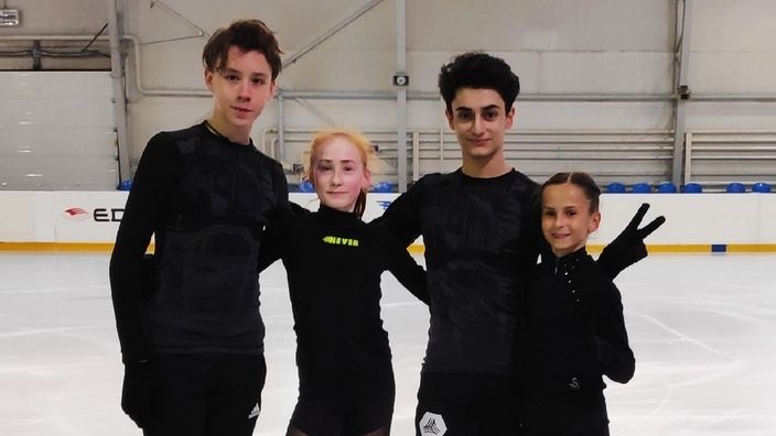 «Мы начинаем!»: Армейский фигурист Артур Даниелян возобновил тренировки на льду в ЦСКА