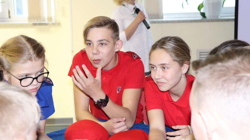 Команды юнармейцев СОК (г. Вилючинск) филиала СКА-Хабаровск заняли 1 и 3 места в викторине «Флоту быть!»