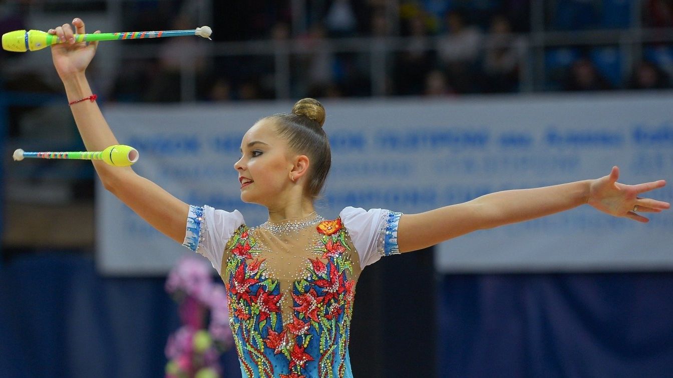 Дина Аверина (ЦСКА) победила в трех упражнениях на I этапе КМ