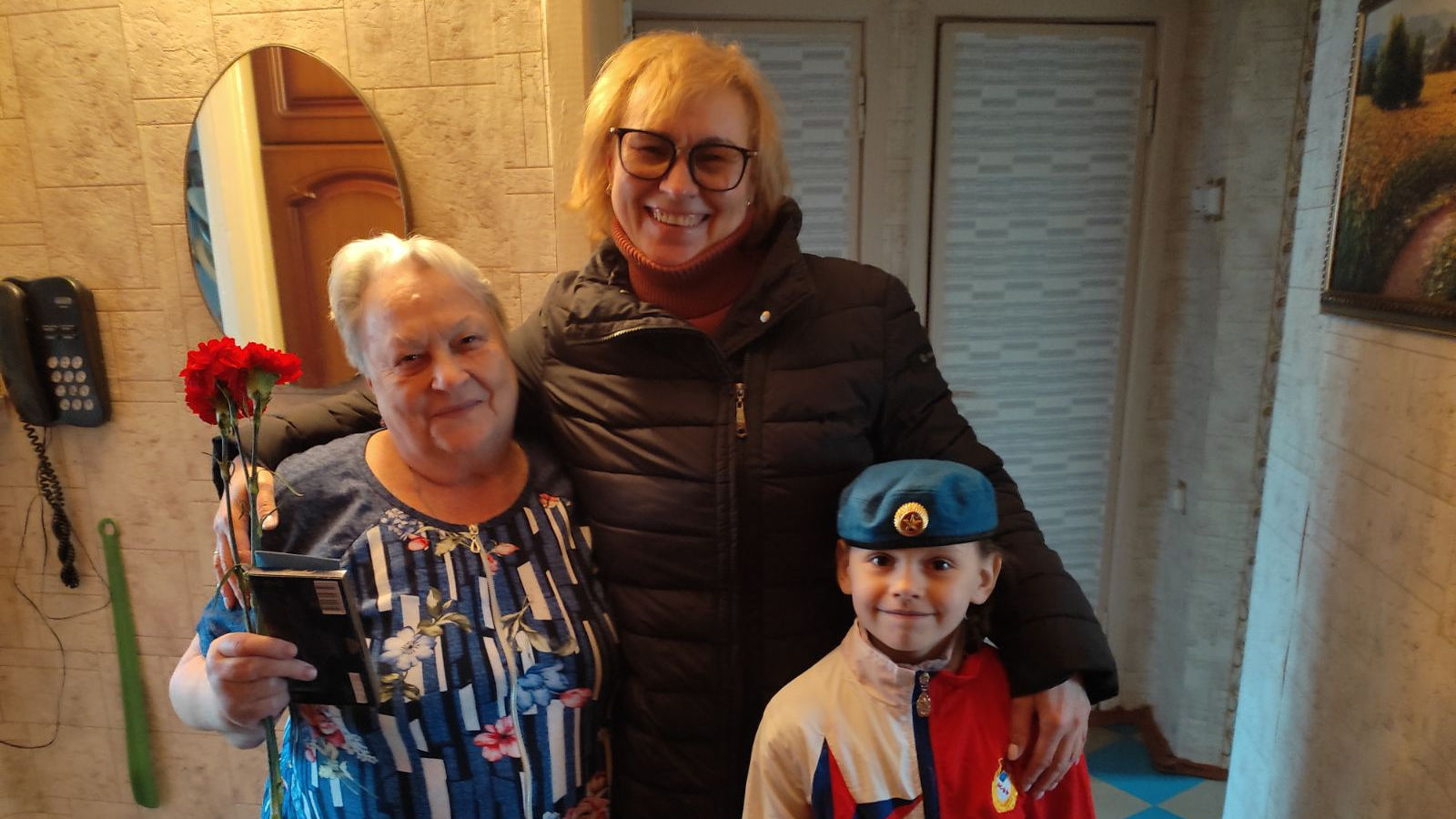 В День Победы воспитанники СШ (ОРК) СЦ (г. Чита) филиала ЦСКА/Хабаровск поздравили с праздником детей войны